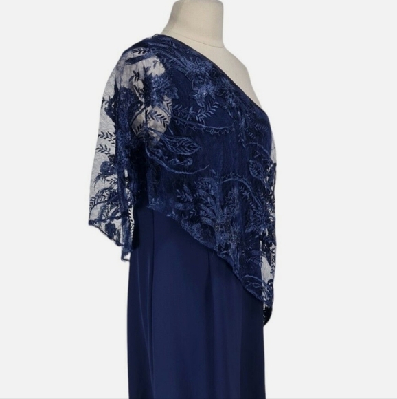 NWT Tahari by Arthur S Levine ONE SHOULDER LACE Evening NAVY GOWN - Size 12 - Picture 2 of 8